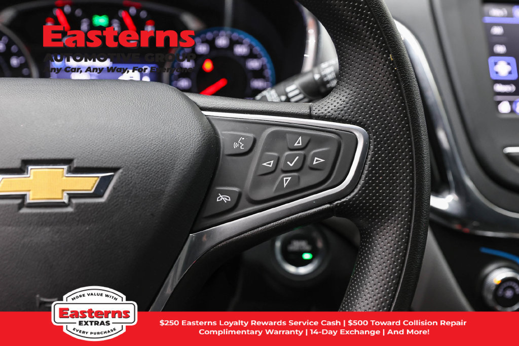 Used 2022 Chevrolet Equinox LS w/ LS Convenience Package AWD/4WD image 17