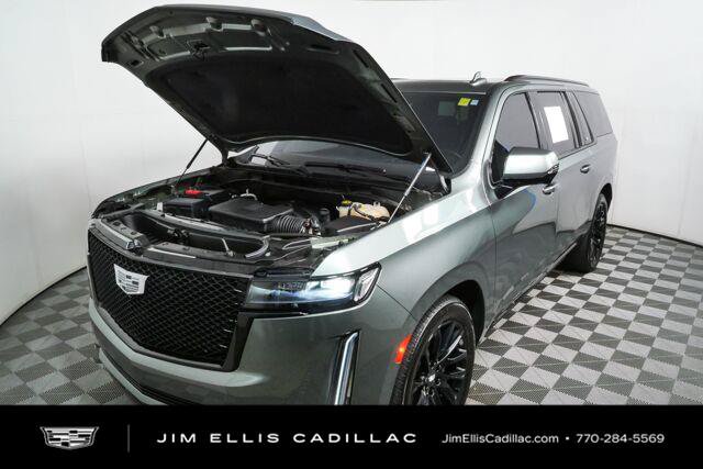 Used 2023 Cadillac Escalade ESV Sport Platinum w/ LPO, ONYX Package AWD/4WD image 30