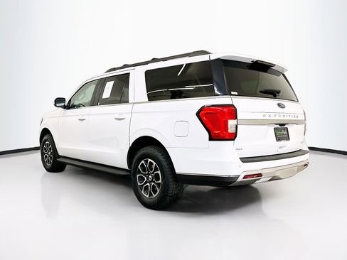 Used 2024 Ford Expedition Max XLT image 5
