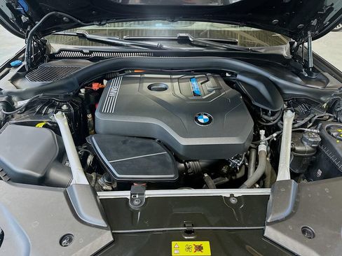 Used 2023 BMW 530e xDrive w/ Executive Package AWD/4WD image 32