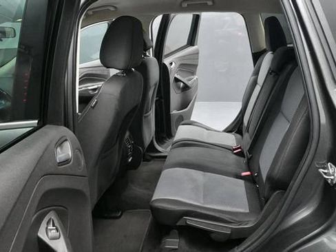 Used 2017 Ford Escape SE w/ Equipment Group 201A AWD/4WD image 22