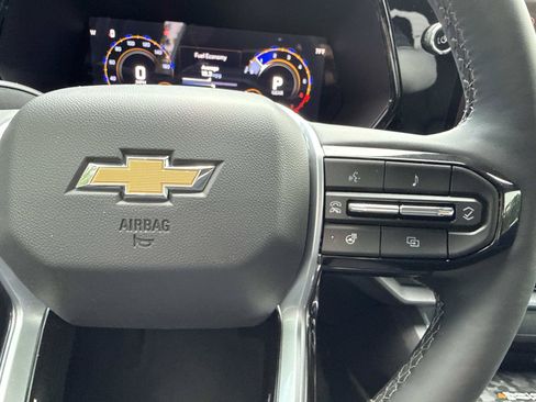 Used 2026 Chevrolet Colorado LT w/ LT Convenience Package AWD/4WD image 16