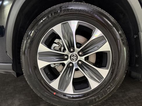 Used 2026 Toyota Highlander XLE AWD/4WD image 20