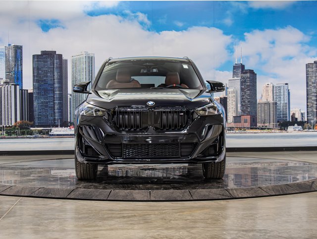 Used 2026 BMW X1 M35i AWD/4WD image 3