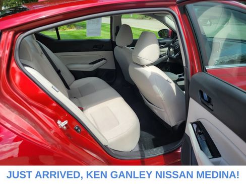 Certified 2023 Nissan Altima 2.5 SV AWD/4WD image 18