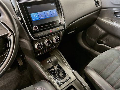 Used 2024 Mitsubishi Outlander Sport AWD image 25