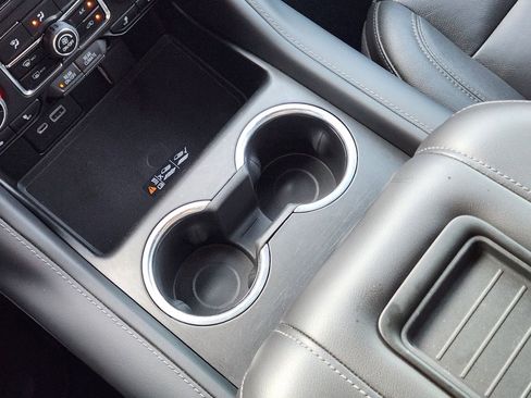 Used 2022 Chevrolet Tahoe LT image 20