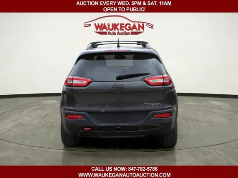 Used 2016 Jeep Cherokee Trailhawk w/ Trailer Tow Group AWD/4WD image 6