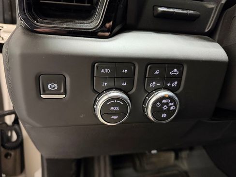 Used 2026 GMC Sierra 1500 AT4X image 5