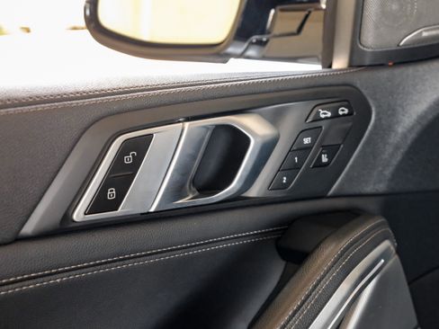 Used 2020 BMW X6 sDrive40i w/ M Sport Package image 43