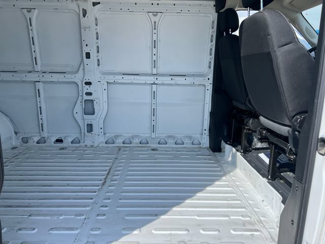 Used 2025 RAM ProMaster 2500 FWD image 15