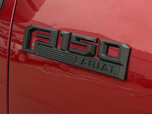 Used 2020 Ford F150 Lariat w/ Equipment Group 502A Luxury image 10