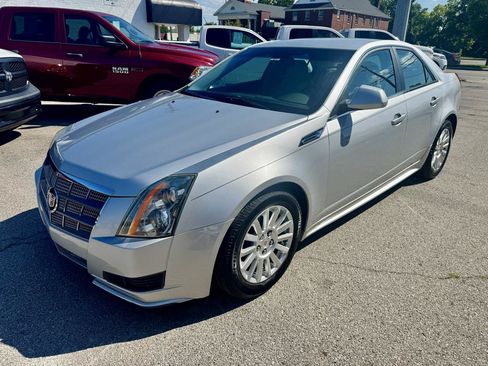 Used 2010 Cadillac CTS Sedan RWD image 3