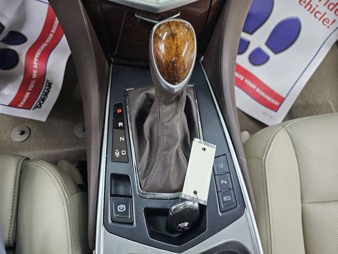 Used 2015 Cadillac SRX Luxury w/ Driver Awareness Package image 36