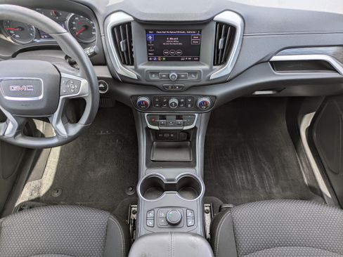 Used 2022 GMC Terrain SLE w/ Driver Convenience Package FWD image 34