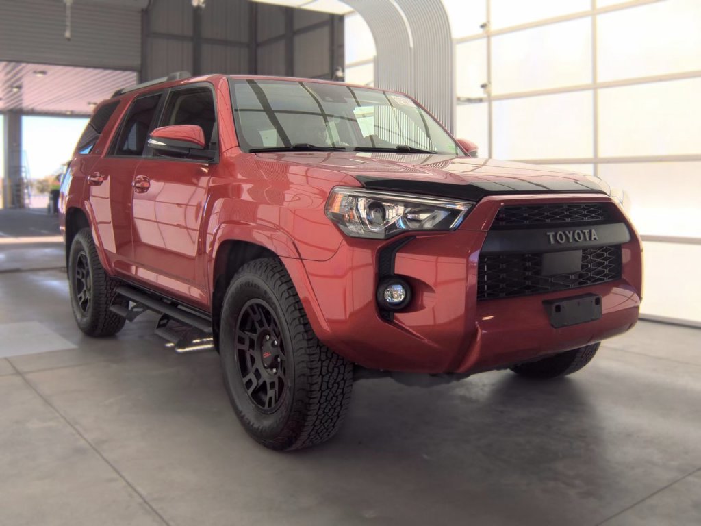 Used 2022 Toyota 4Runner SR5 Premium w/ Moonroof Package RWD image 6