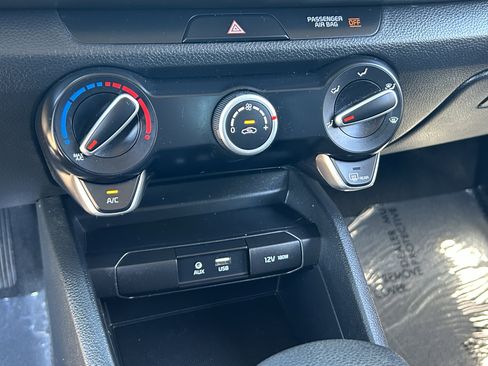 Used 2019 Kia Rio S image 26