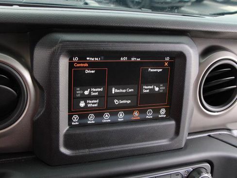 Used 2021 Jeep Wrangler Unlimited Sport AWD/4WD image 45