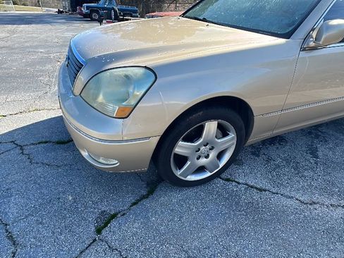 Used 2002 Lexus LS 430 image 2