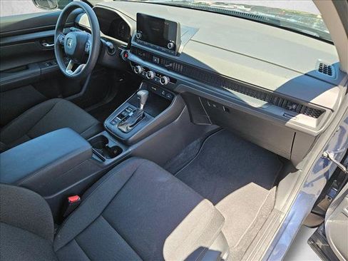 Used 2024 Honda CR-V LX image 18
