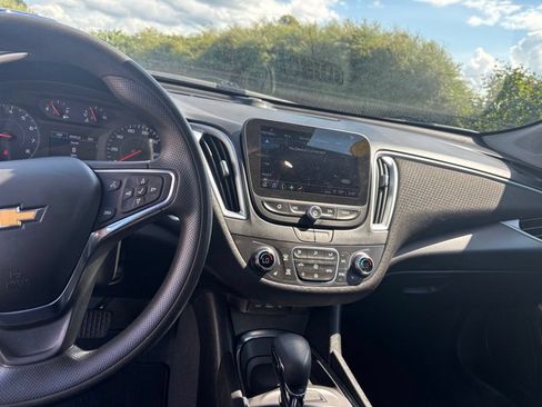 Used 2023 Chevrolet Malibu LT FWD image 24