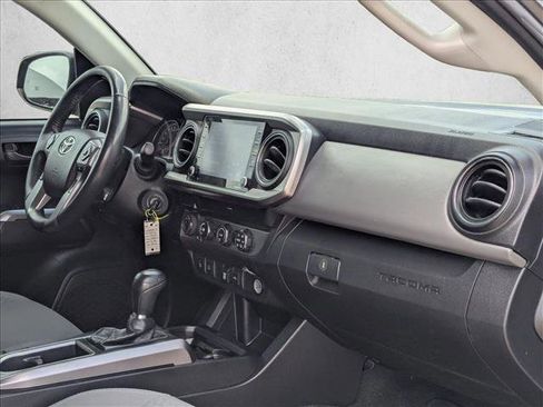 Used 2020 Toyota Tacoma SR5 w/ Technology Package image 20