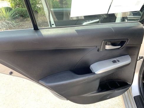 Used 2012 Toyota Camry SE FWD image 15