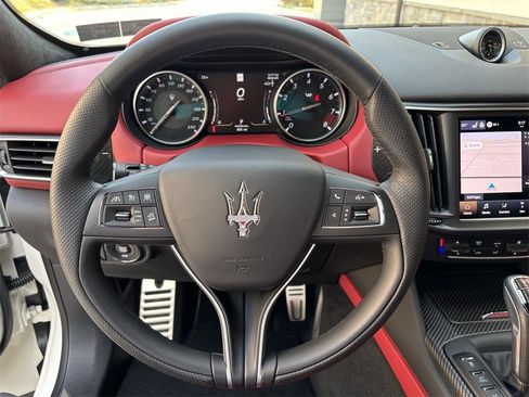 Used 2023 Maserati Levante Trofeo image 73
