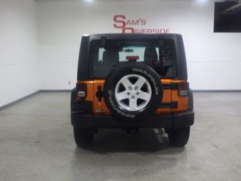 Used 2011 Jeep Wrangler Sport AWD/4WD image 3