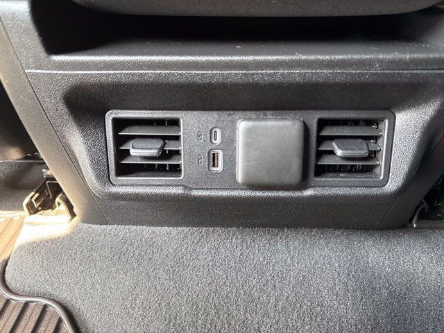 Used 2024 GMC Sierra 1500 SLE AWD/4WD image 11