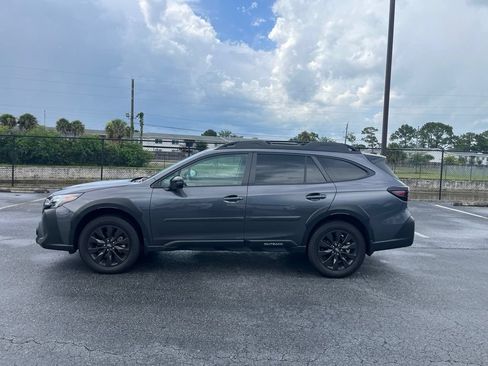 Used 2025 Subaru Outback Onyx Edition XT w/ Tech Package 3 AWD/4WD image 2
