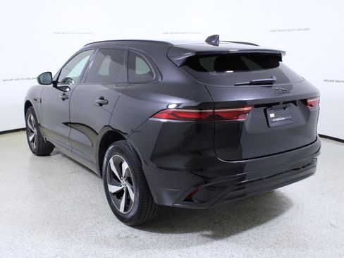 Used 2025 Jaguar F-PACE R-Dynamic S image 5
