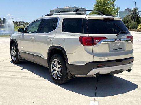 Used 2017 GMC Acadia SLT FWD image 10