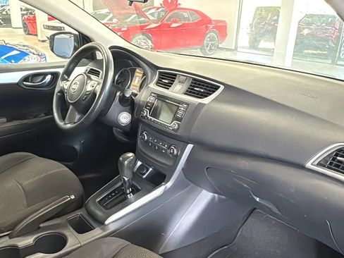 Used 2018 Nissan Sentra S FWD image 9