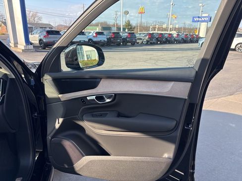 New 2026 Volvo XC90 B6 Plus w/ Protection Package Premier AWD/4WD image 38