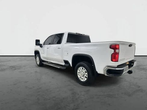 Used 2024 Chevrolet Silverado 2500 LT image 9