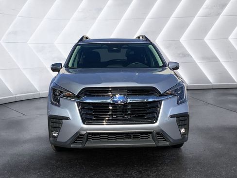 Used 2023 Subaru Ascent Limited w/ Technology Package AWD/4WD image 2