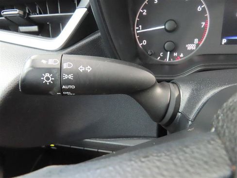 Used 2023 Toyota Corolla LE FWD image 18