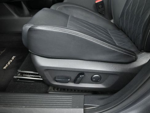 Used 2023 Nissan Rogue Platinum w/ Platinum Premium Package FWD image 10