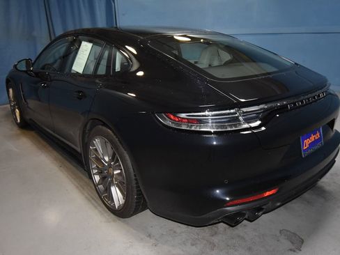 Used 2023 Porsche Panamera 4 Platinum Edition image 3