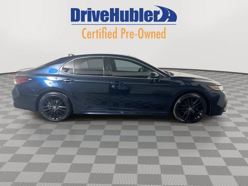 Used 2021 Toyota Camry XSE image 9