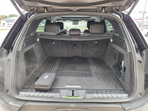 Certified 2025 Land Rover Range Rover Sport image 8