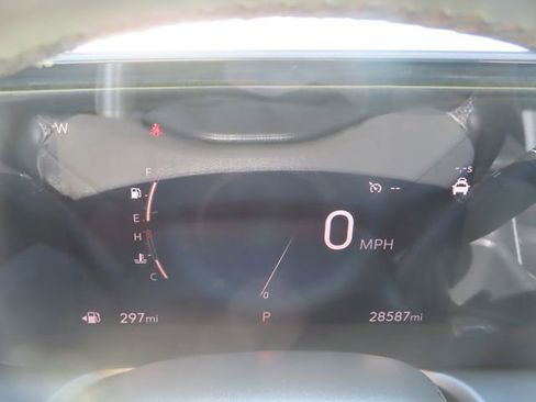 Used 2024 Buick Encore GX Sport Touring w/ Advanced Technology Package image 32