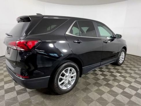 Used 2024 Chevrolet Equinox LT w/ LPO, Floor Liner Package FWD image 4