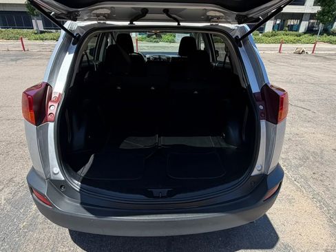 Used 2014 Toyota RAV4 LE AWD/4WD image 10