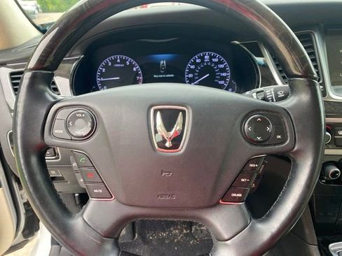 Used 2014 Hyundai Equus Signature RWD image 18