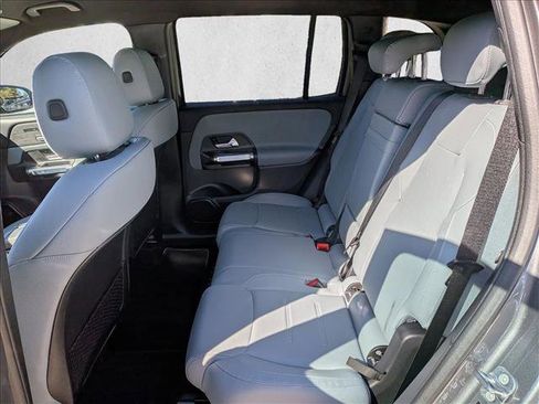 New 2026 Mercedes-Benz GLB 250 image 12