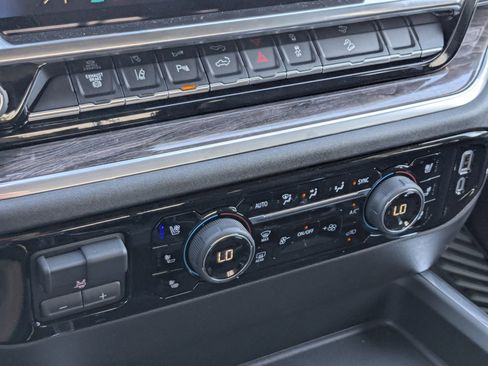 New 2025 Chevrolet Silverado 2500 LTZ w/ LTZ Convenience Package image 17