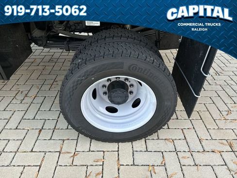 New 2024 Ford F550 2WD Regular Cab Super Duty image 13