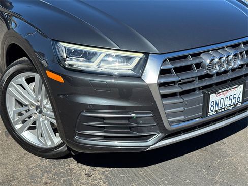 Used 2019 Audi Q5 2.0T Premium Plus w/ Premium Plus Package image 3